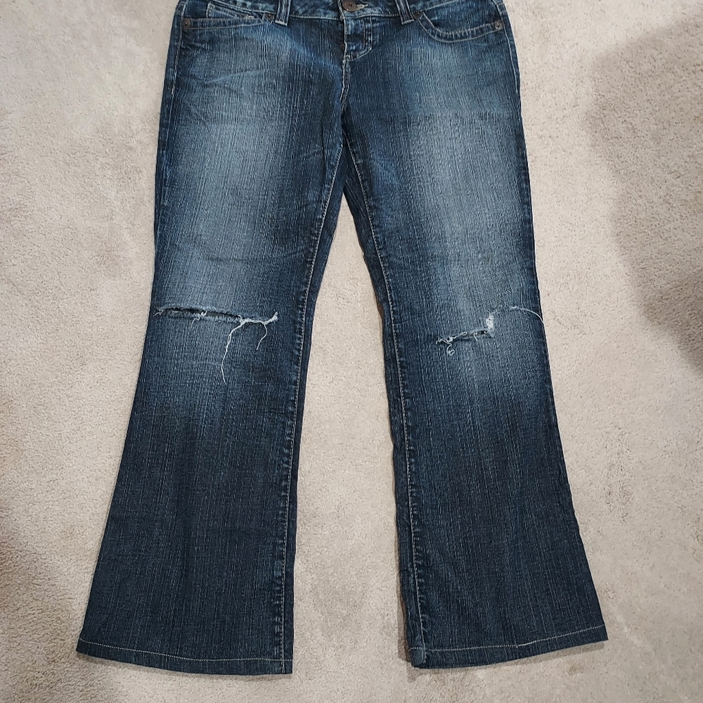 Guess Jean's - Picture 3 of 8